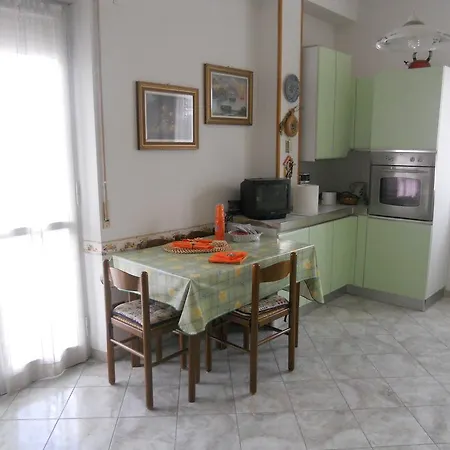 Monti Bed & Breakfast *